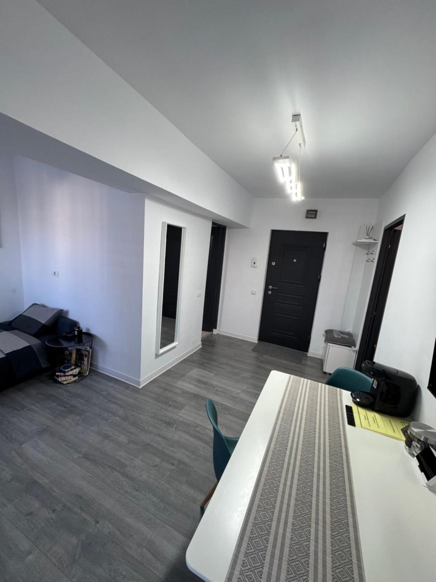 Central Apartment Târgu Jiu Exterior foto